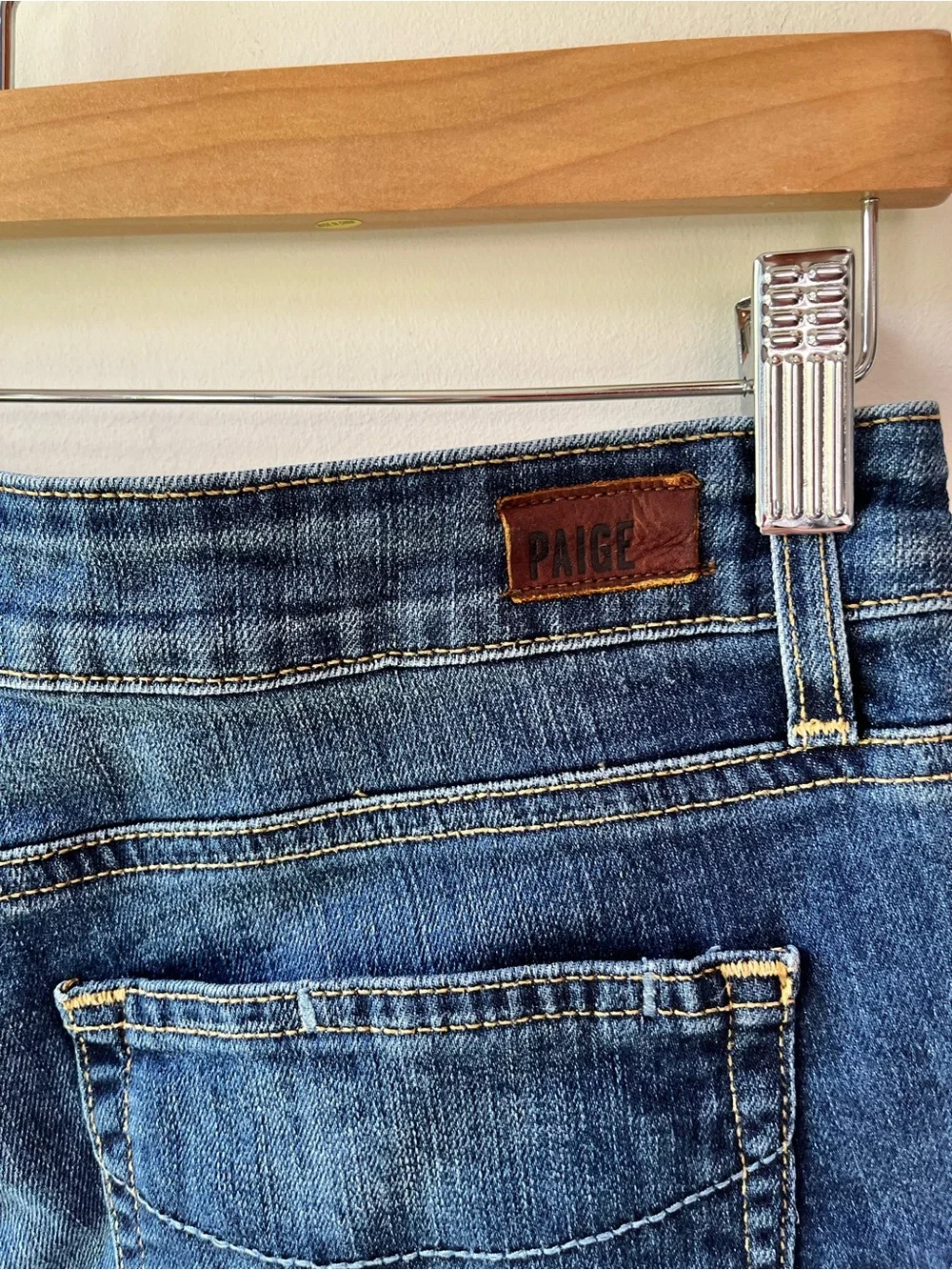 Paige Jimmy Jimmy Crop Denim Jorts Medium Wash Size 26